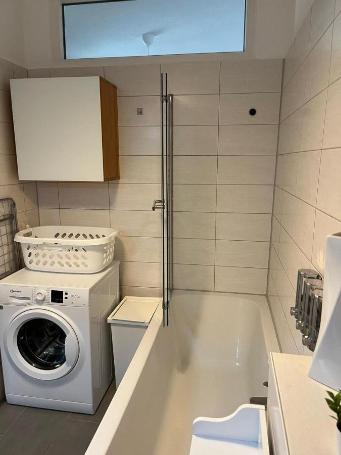 Schmuckstueck Im Herzen Rostocks Mit Gruener Oase Kültér fotó